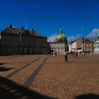 Amalienborg and its district