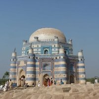 Uch Sharif monuments