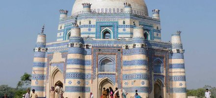 Uch Sharif monuments