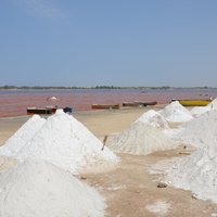 Le Lac Rose by Stanislaw Warwas