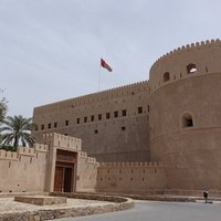 The forts of Rostaq and al-Hazm by Els Slots
