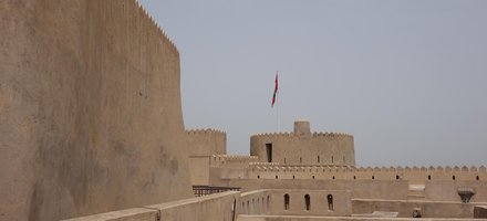 The forts of Rostaq and al-Hazm
