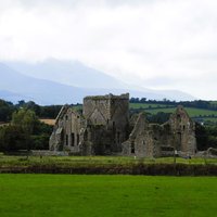 The Royal Sites of Ireland