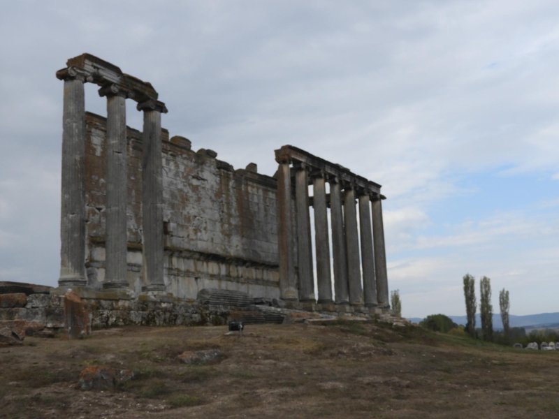 Aizanoi Antique City by Roman Bruehwiler