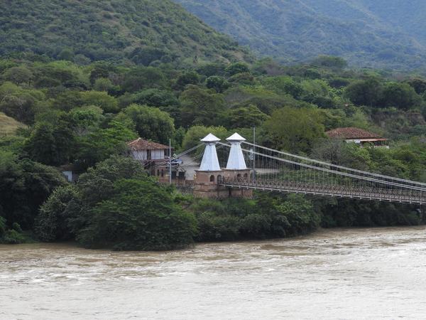 Puente de Occidente (Western Bridge) by Roman Bruehwiler