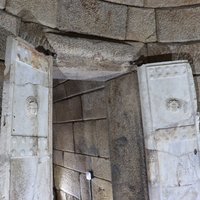 The royal necropolis of the Thracian city of Seuth by Walter