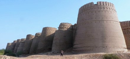 Derawar and the Desert Forts of Cholistan
