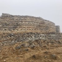 Naletale Cluster of Dzimbabwes by Els Slots