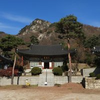 Hoeamsa Temple