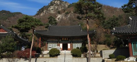 Hoeamsa Temple