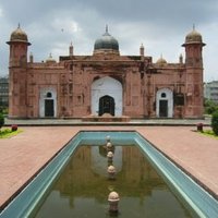 Mughal Forts on Fluvial Terrains in Dhaka