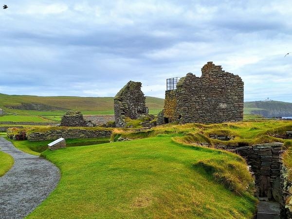 Mousa, Old Scatness and Jarlshof by Roman Bruehwiler