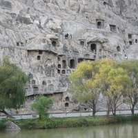 Longmen Grottoes by Els Slots