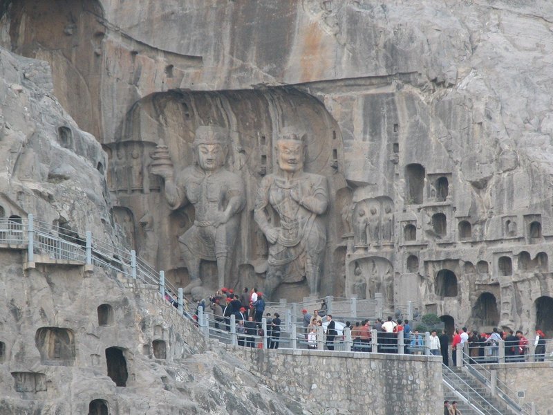 Longmen Grottoes by Els Slots