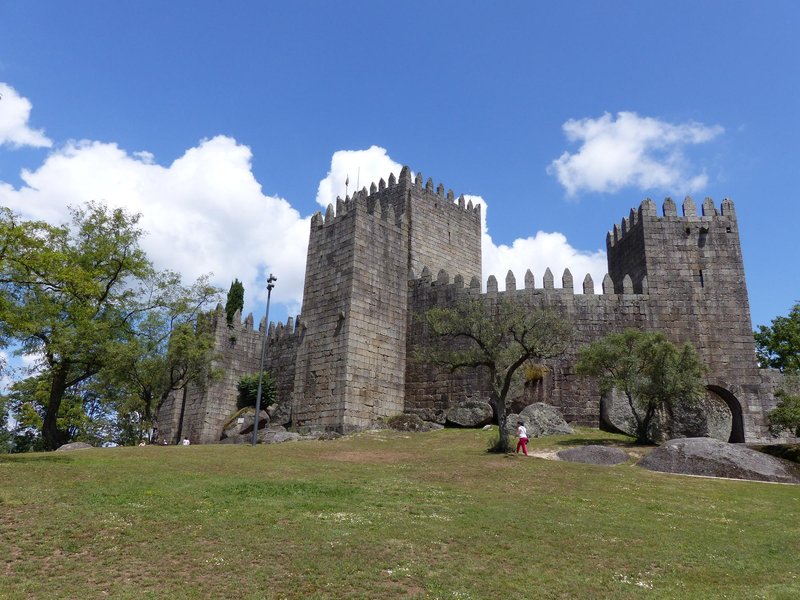 Guimarães by Jonas Kremer
