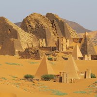 Meroe by Els Slots