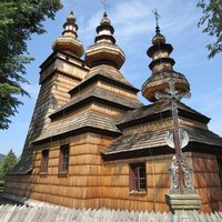 Wooden Tserkvas of the Carpathian Region by Els Slots