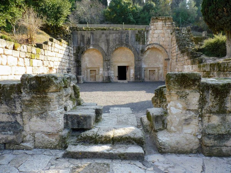 Necropolis of Bet She'arim by Solivagant