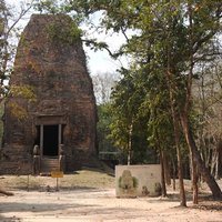 Sambor Prei Kuk by Els Slots