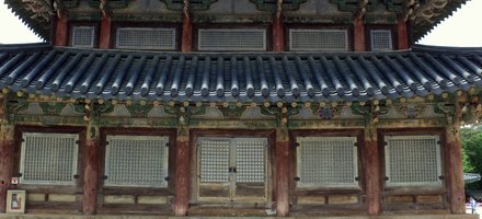 Sansa, Buddhist Mountain Monasteries