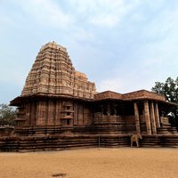 Rudreshwara (Ramappa) Temple by Roman Bruehwiler