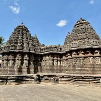 Sacred Ensembles of the Hoysalas by Shandos Cleaver