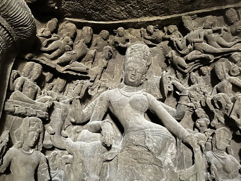 Elephanta Caves by Carlo Sarion
