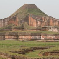 Buddhist Vihara at Paharpur by Els Slots