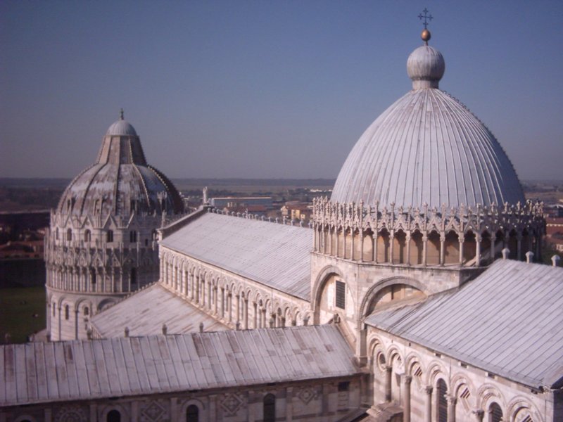Piazza del Duomo (Pisa) by Clyde
