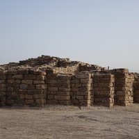 Bat, Al-Khutm and Al-Ayn