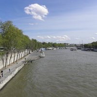 Paris, Banks of the Seine by Els Slots