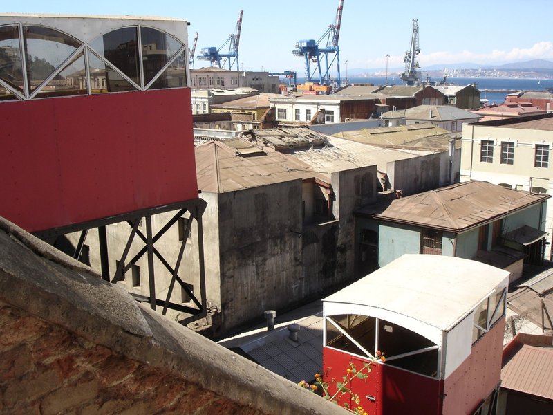 Valparaiso by Argo