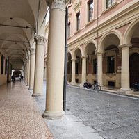 Bologna: Portici accademici di via Zamboni