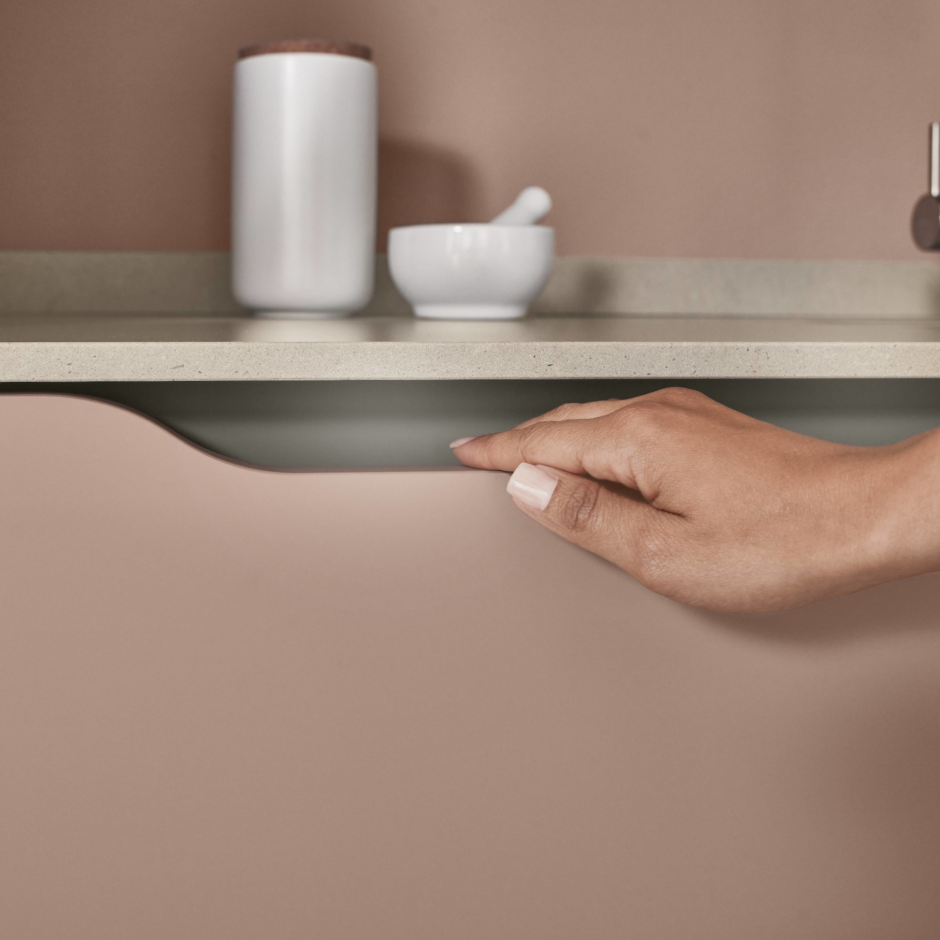 Nobilia Line N Schränke mit Curve in 492 Lack, Koralle Premium matt