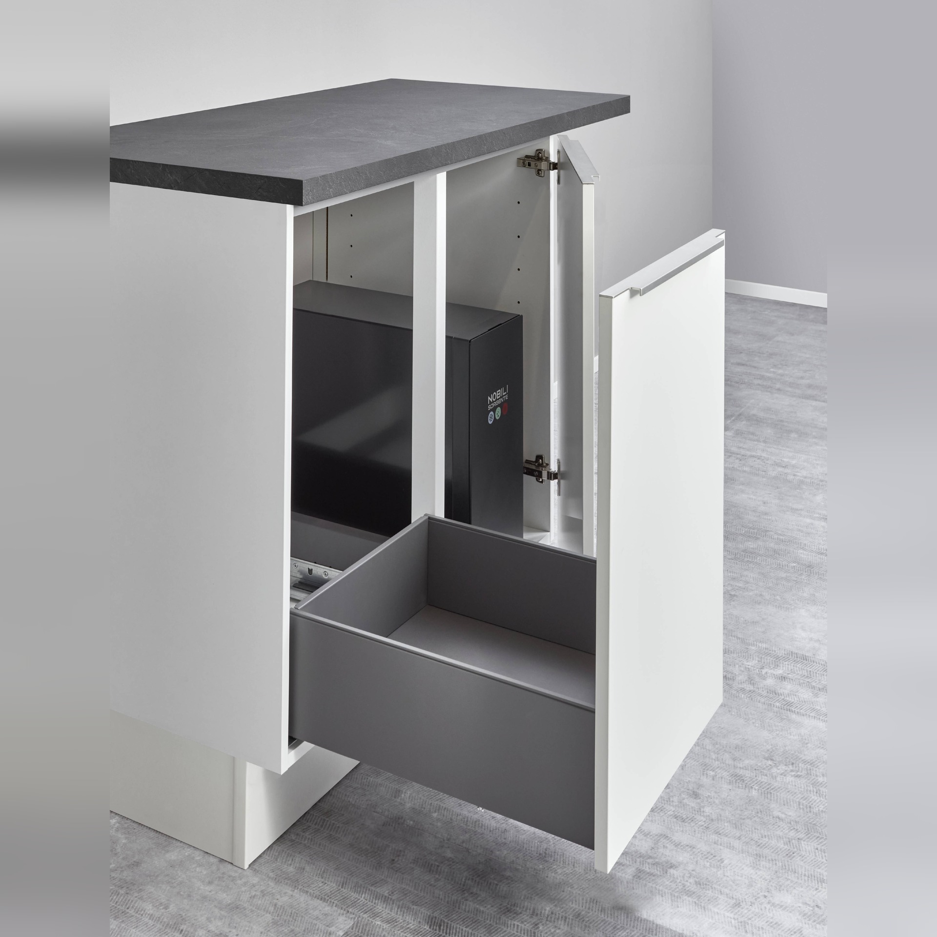 Spülenschrank für Wasseraufbereitung mit Quooker von Nobilia in der grifflosen Variante