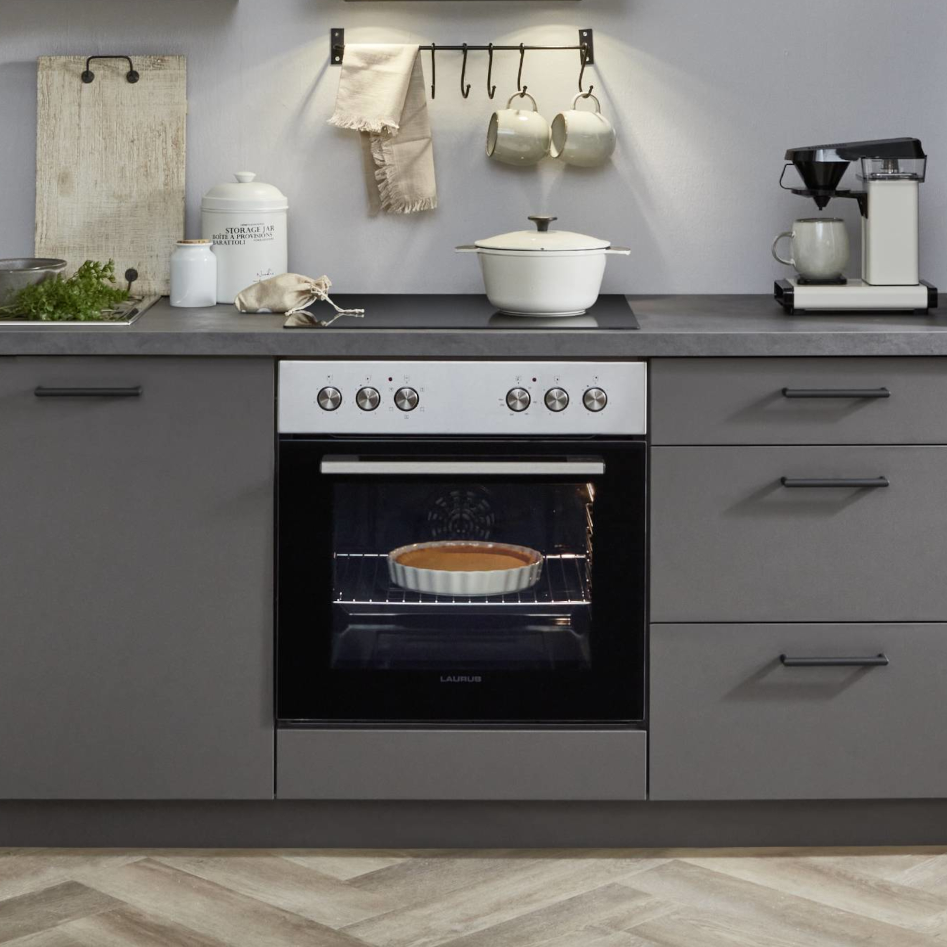 Nobilia Herdumbau für Backofen aus dem Programm Look 605